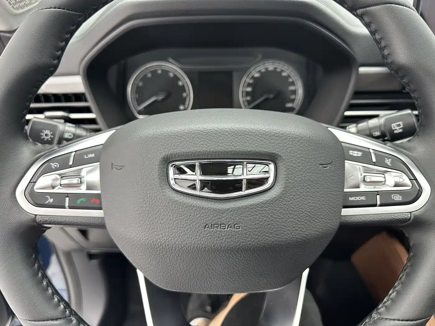 Geely Emgrand X6 2023 2021 Model PRO 1.4T Automatic Premium
