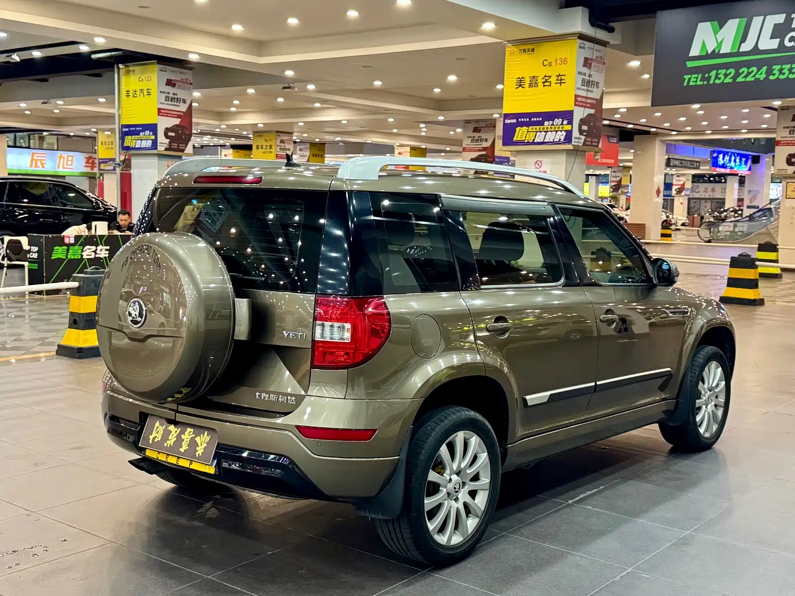 Фото 6 - Škoda Yeti