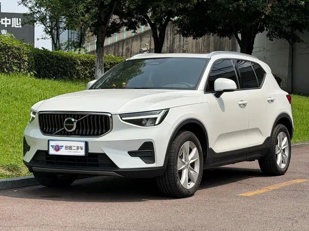 Volvo XC40 2023 2023 Model B3 Smart Drive Fashion Edition
