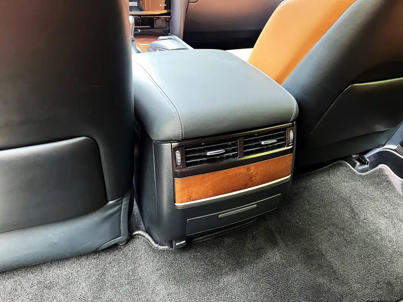 Lexus LX 2022 2019 570 Peak Special Edition