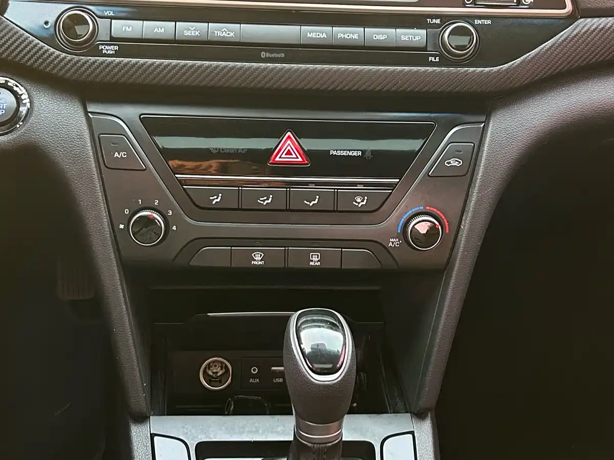 Hyundai Elantra 2019 1.4T Dual-clutch XuanDong·Vitality Type фото 11