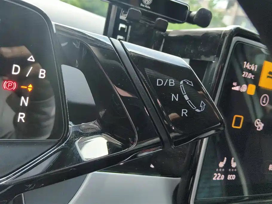 Volkswagen ID.6 CROZZ 2022 Long Range PRO Edition фото 16