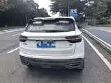Фото 10 - Geely Coolray