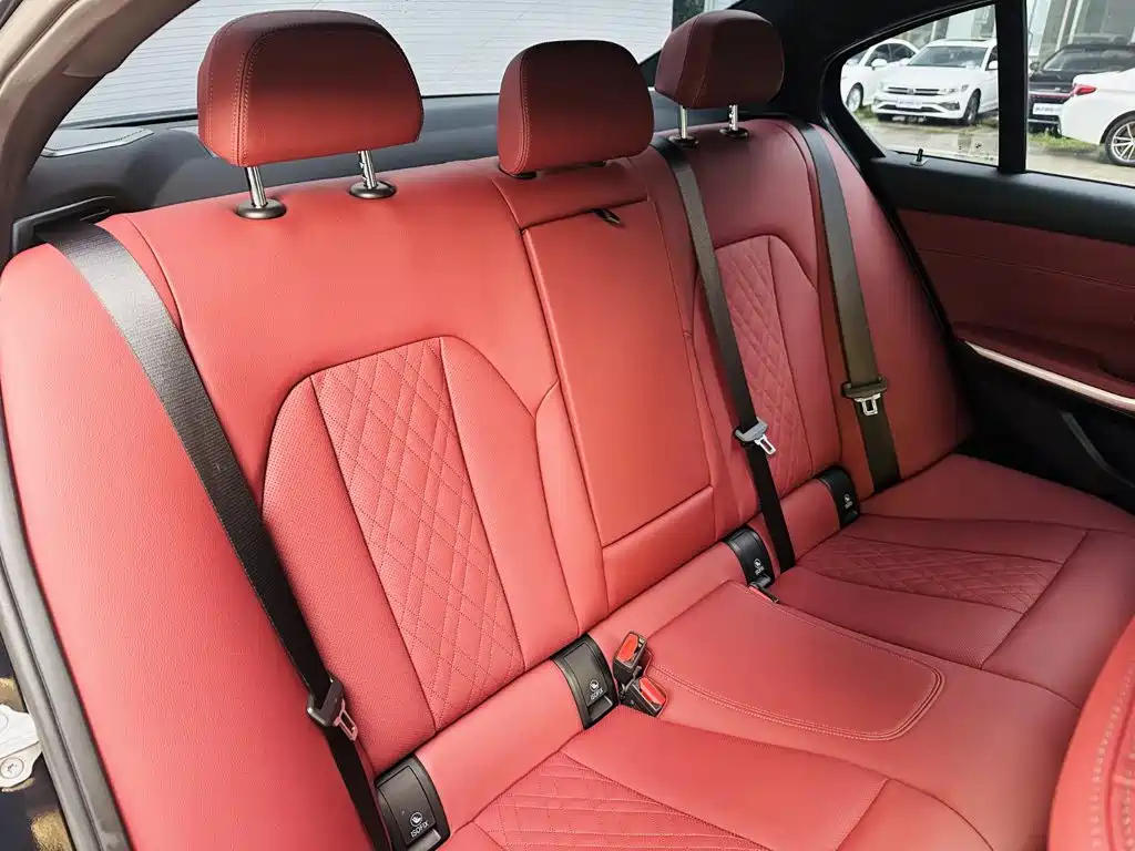 Фото 8 - BMW 3 Series