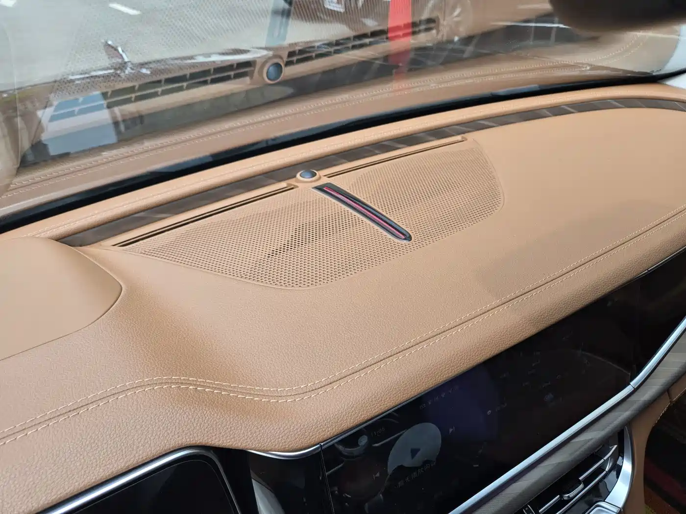 Hongqi H9 2020 2.0T Smart Connection Qi Xiang Edition фото 28