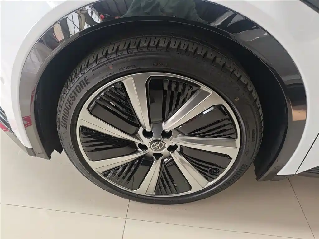 Toyota bZ5 2025 550 PRO Smart Edition фото 25