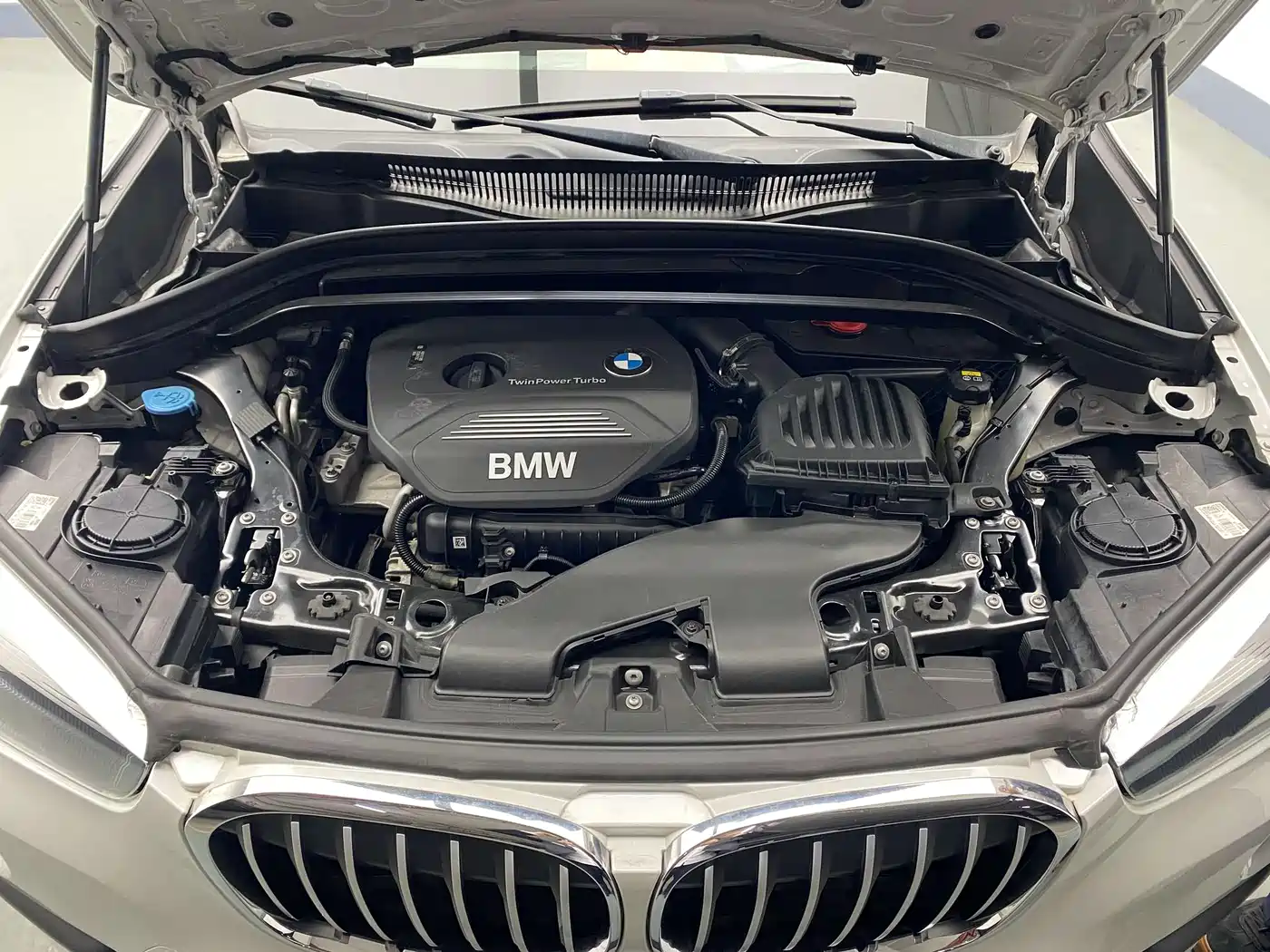 BMW X1 2018 sDrive18Li Fashion Model фото 8