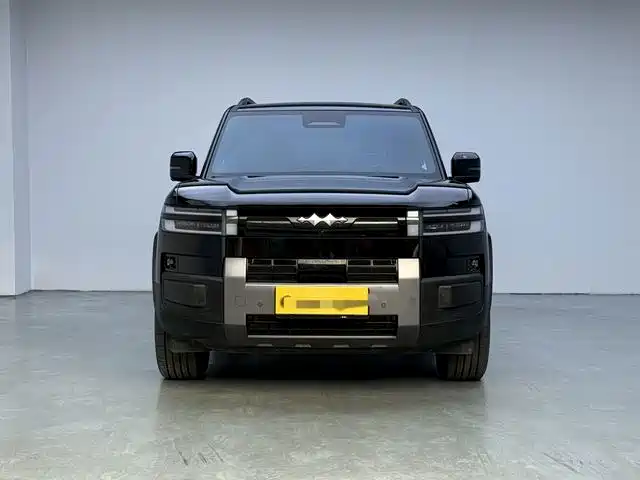Fang Cheng Bao Titanium 7 2026 2025 200KM Front-Wheel Drive Max Edition