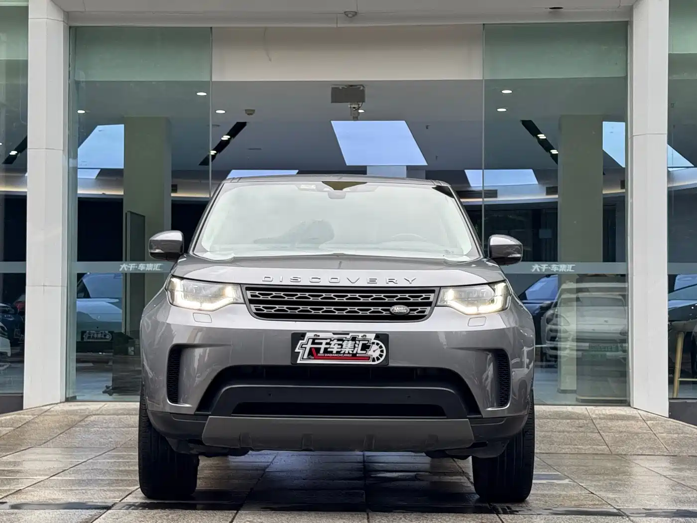 Фото 4 - Land Rover Discovery