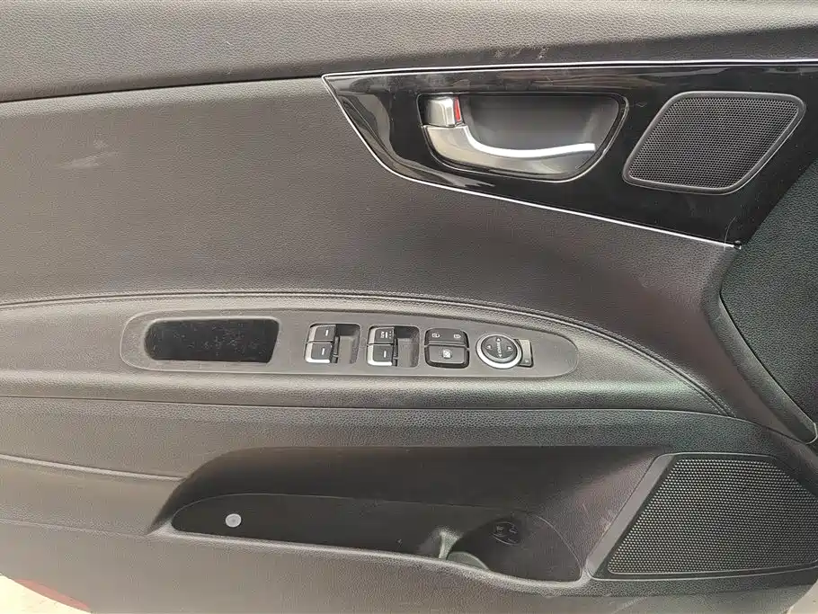 Kia K4 2014 1.8L Automatic GLS фото 7