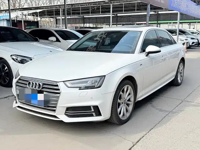 AUDI A4L