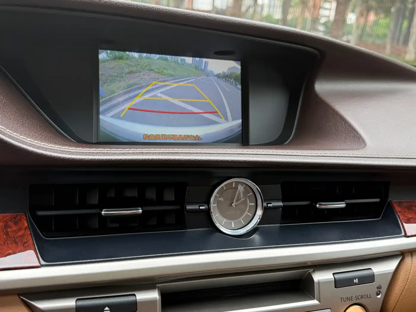Lexus ES 2016 200 Midnight Special Limited Edition фото 13