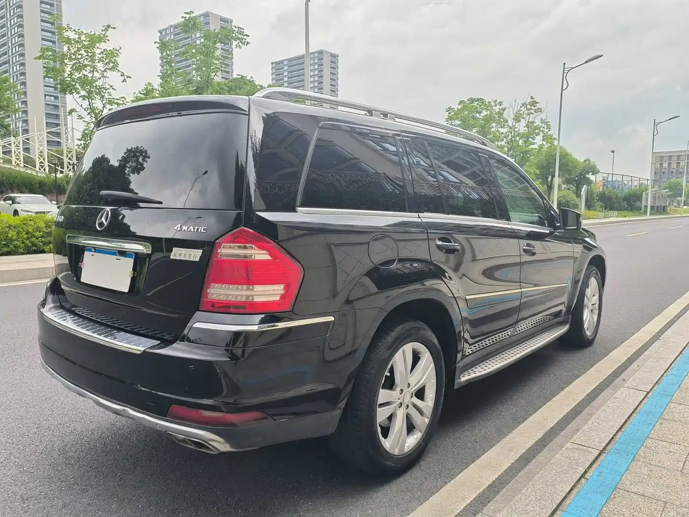 Mercedes-Benz GL-Class 2011 GL 450 Prestige Grand Edition фото 5