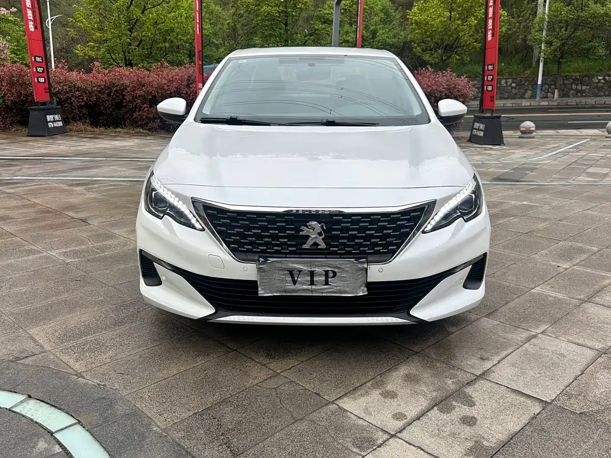 Peugeot 408 2020 360THP 10th Anniversary Commemorative Edition фото 2
