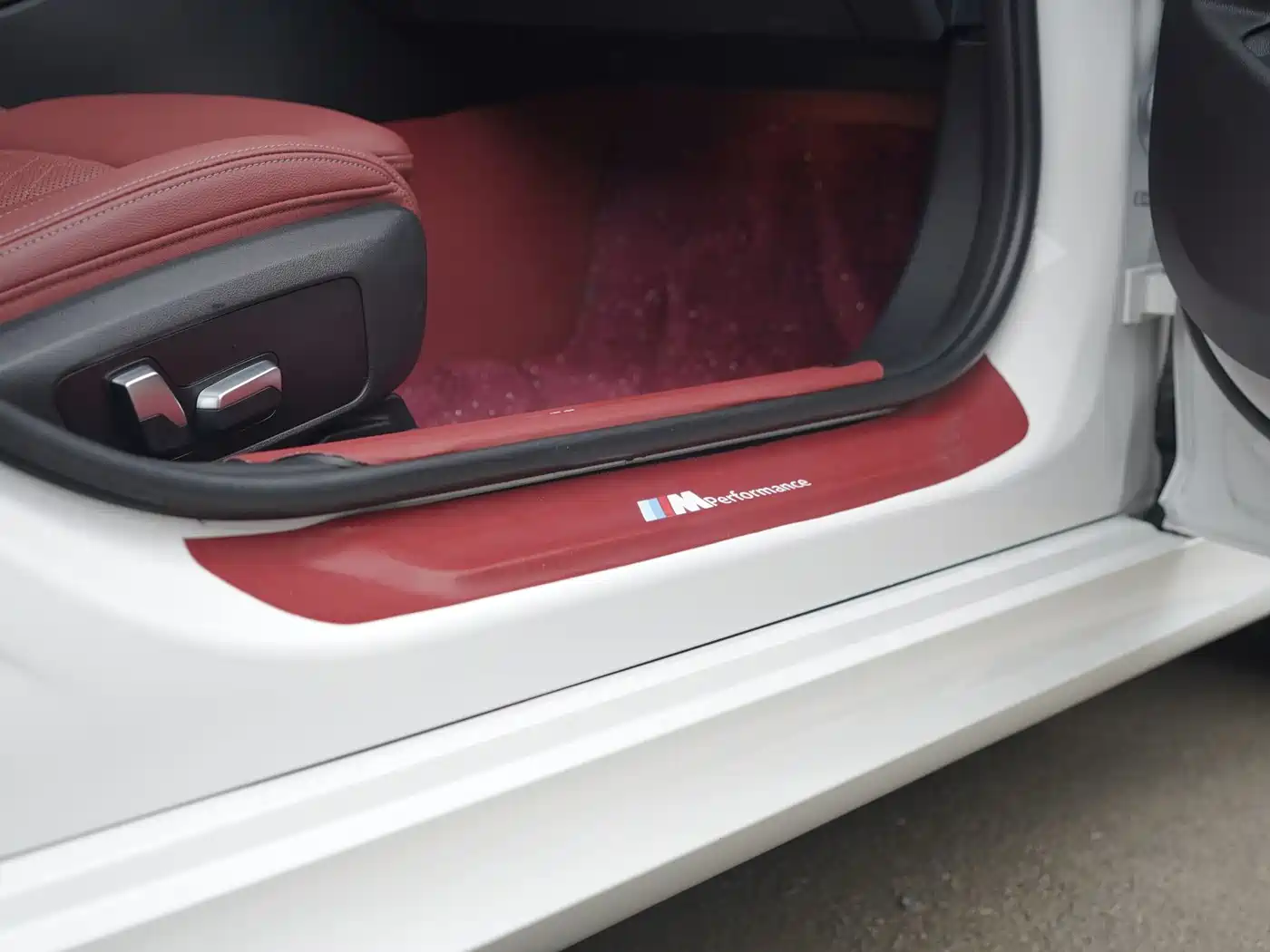 BMW 3 Series 2023 325Li M Sport Package фото 11