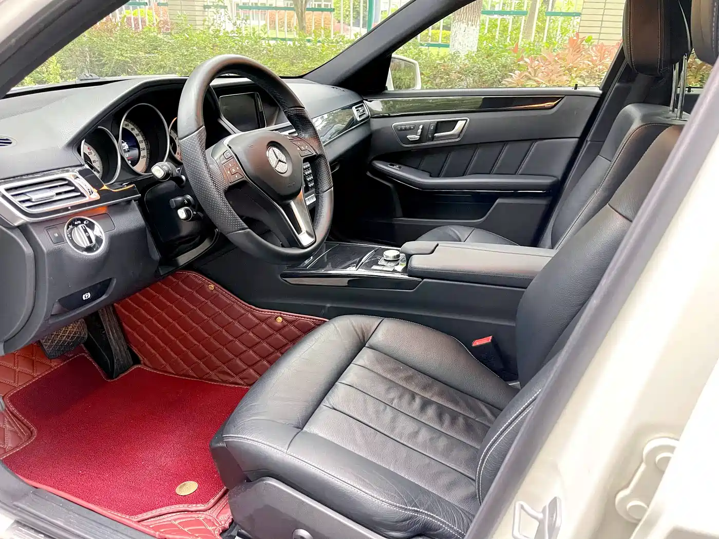 Mercedes-Benz E-Class 2014 Facelift E 300 L Sport фото 4