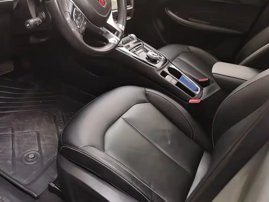 ROEWE EI5
