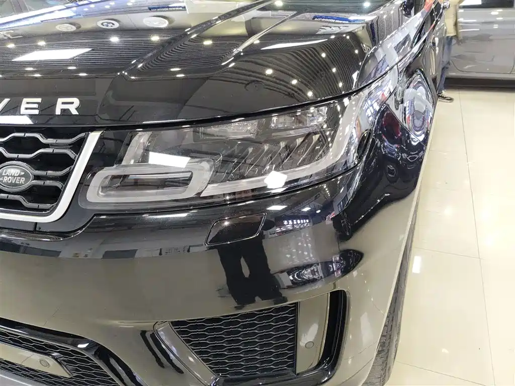 Land Rover Range Rover Sport 2021 3.0 L6 SE фото 24