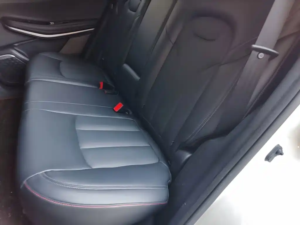Photo 17 - Changan CS75