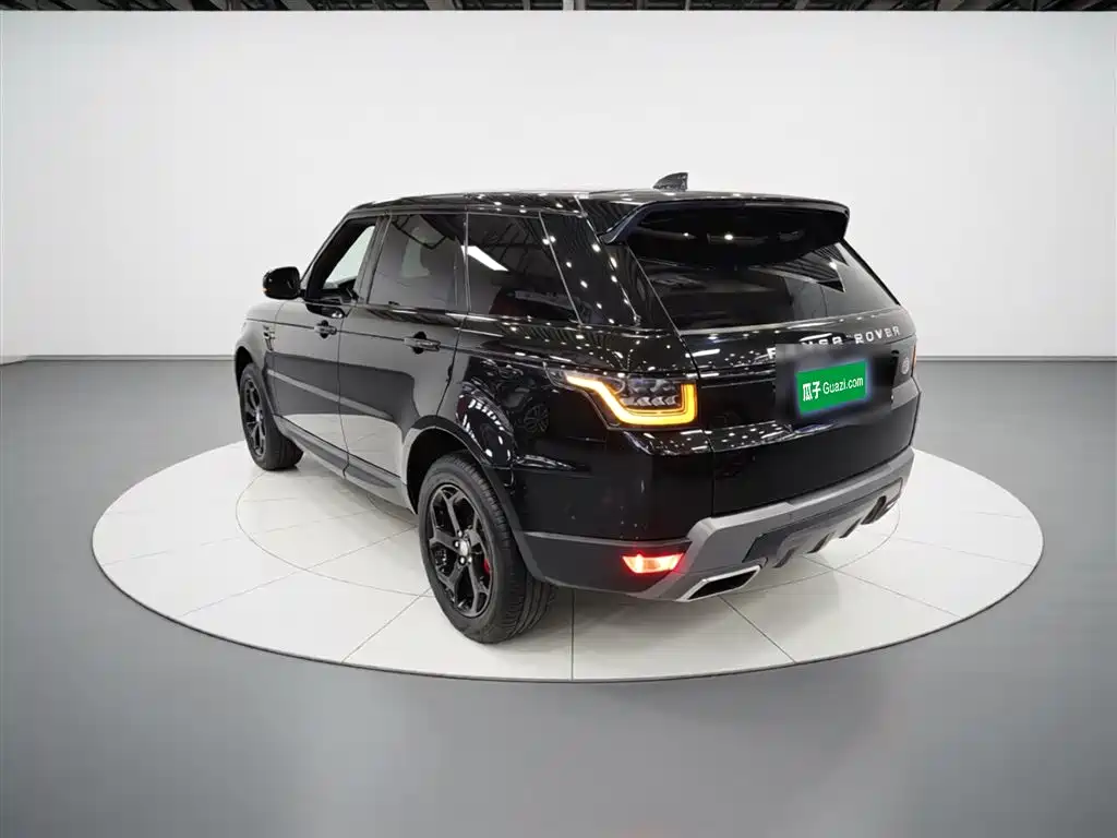 Land Rover Range Rover Sport 2021 3.0 L6 SE фото 5