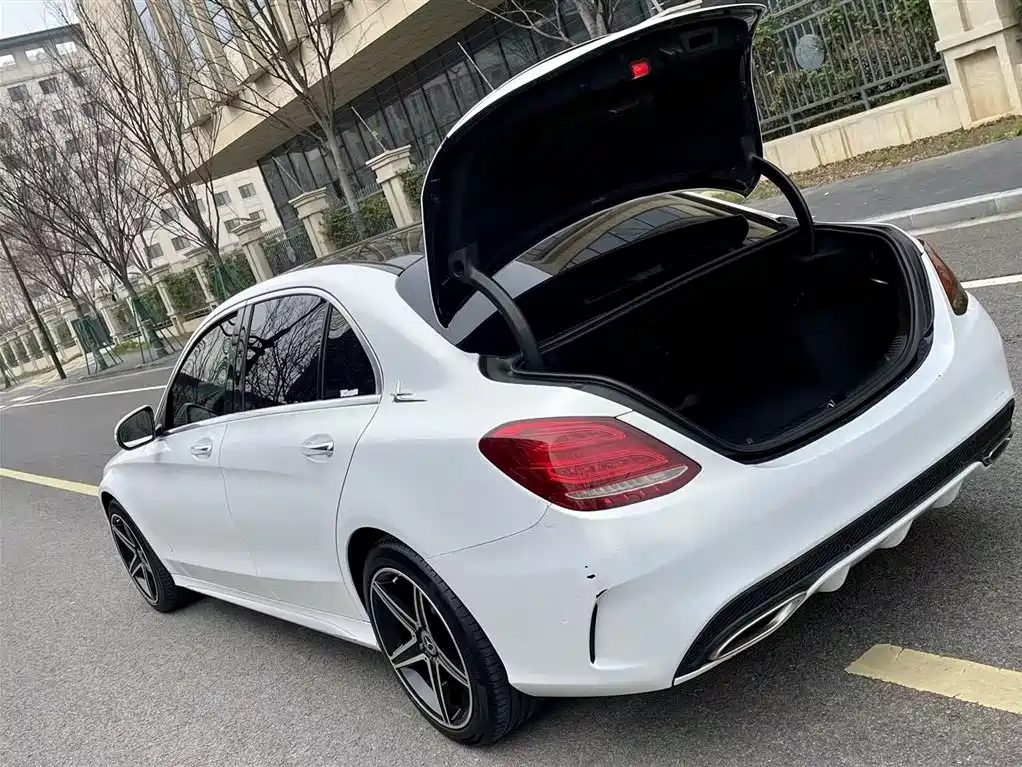 Mercedes-Benz C-Class 2017 Facelift C 200 L Sport Edition фото 9