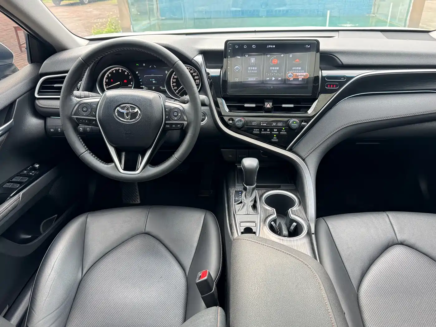 Toyota Camry 2021 2.0G Luxury Edition фото 12