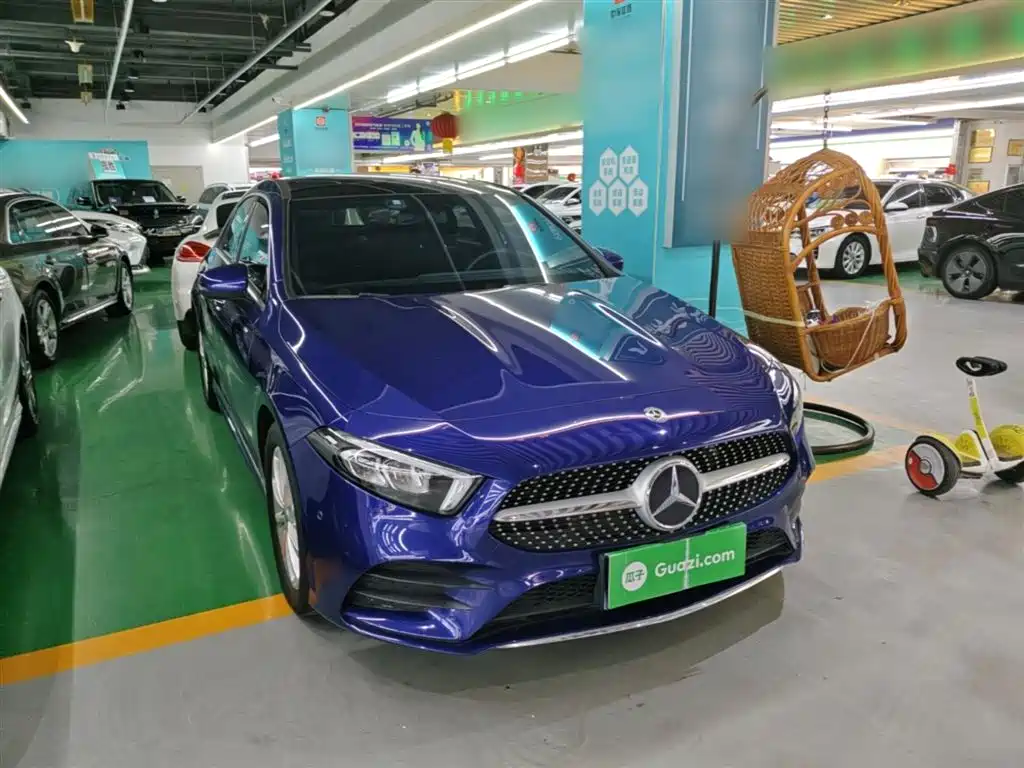 Mercedes-Benz A-Class 2020 A 200 L Sport Sedan фото 4