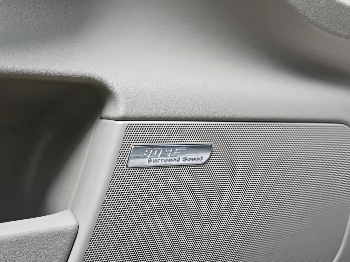 Audi A6L 2011 3.0 TFSI quattro Luxury фото 21
