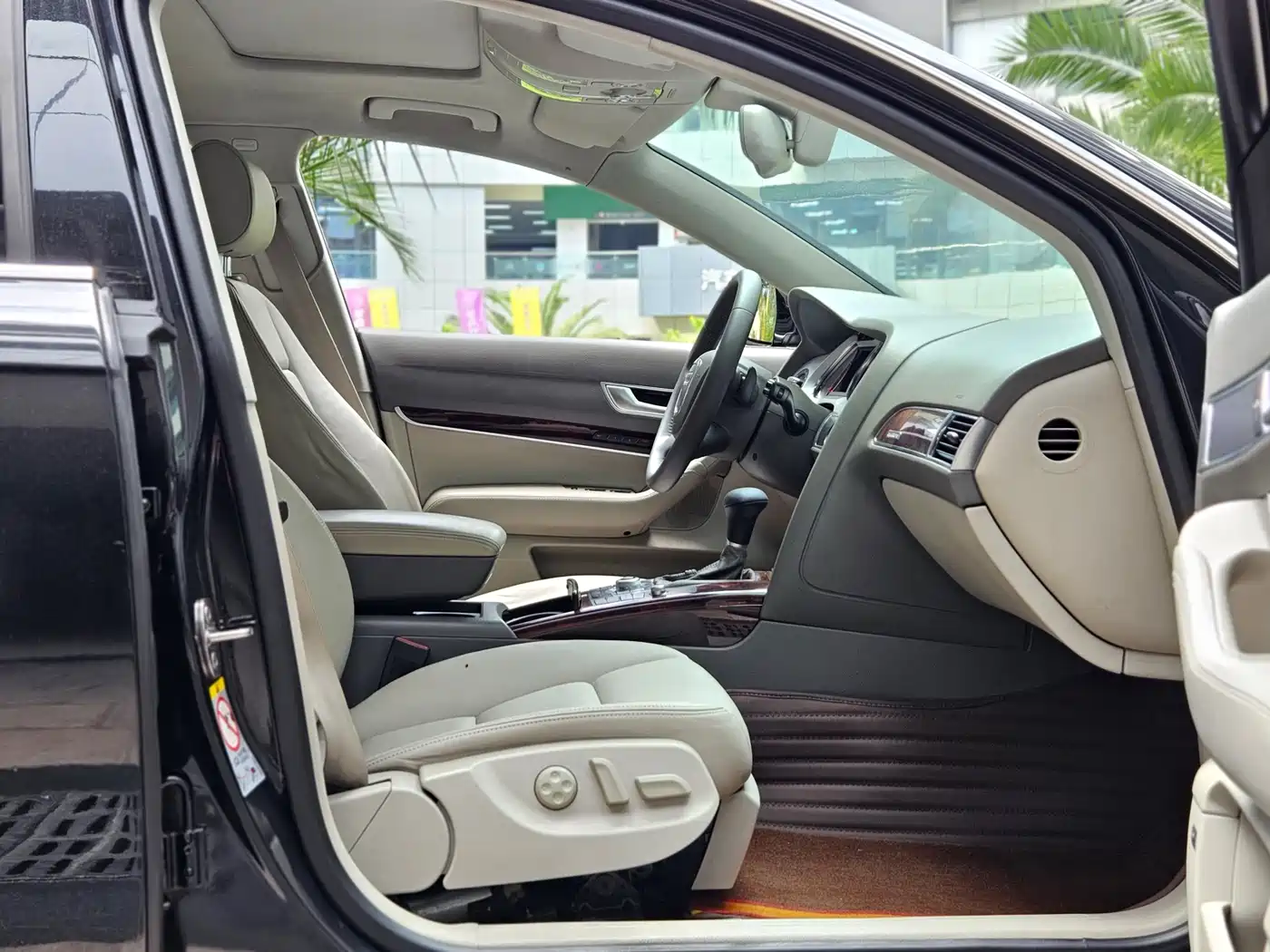 Audi A6L 2011 3.0 TFSI quattro Luxury фото 23