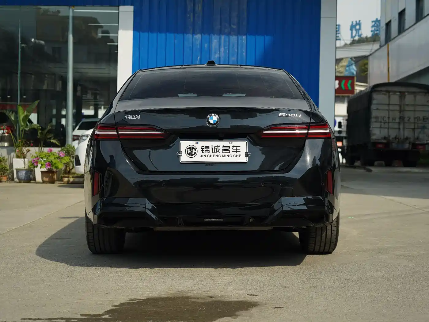 BMW 5-SERIES