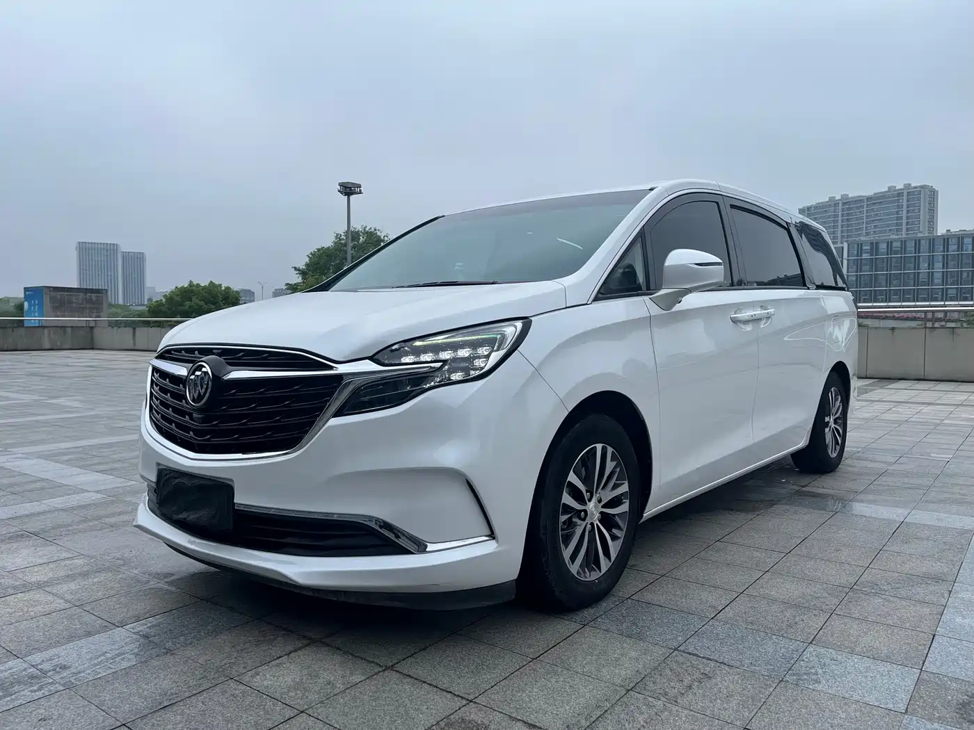 BUICK GL8