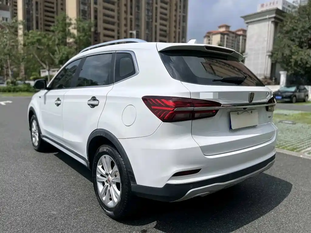 Фото 9 - Roewe RX5