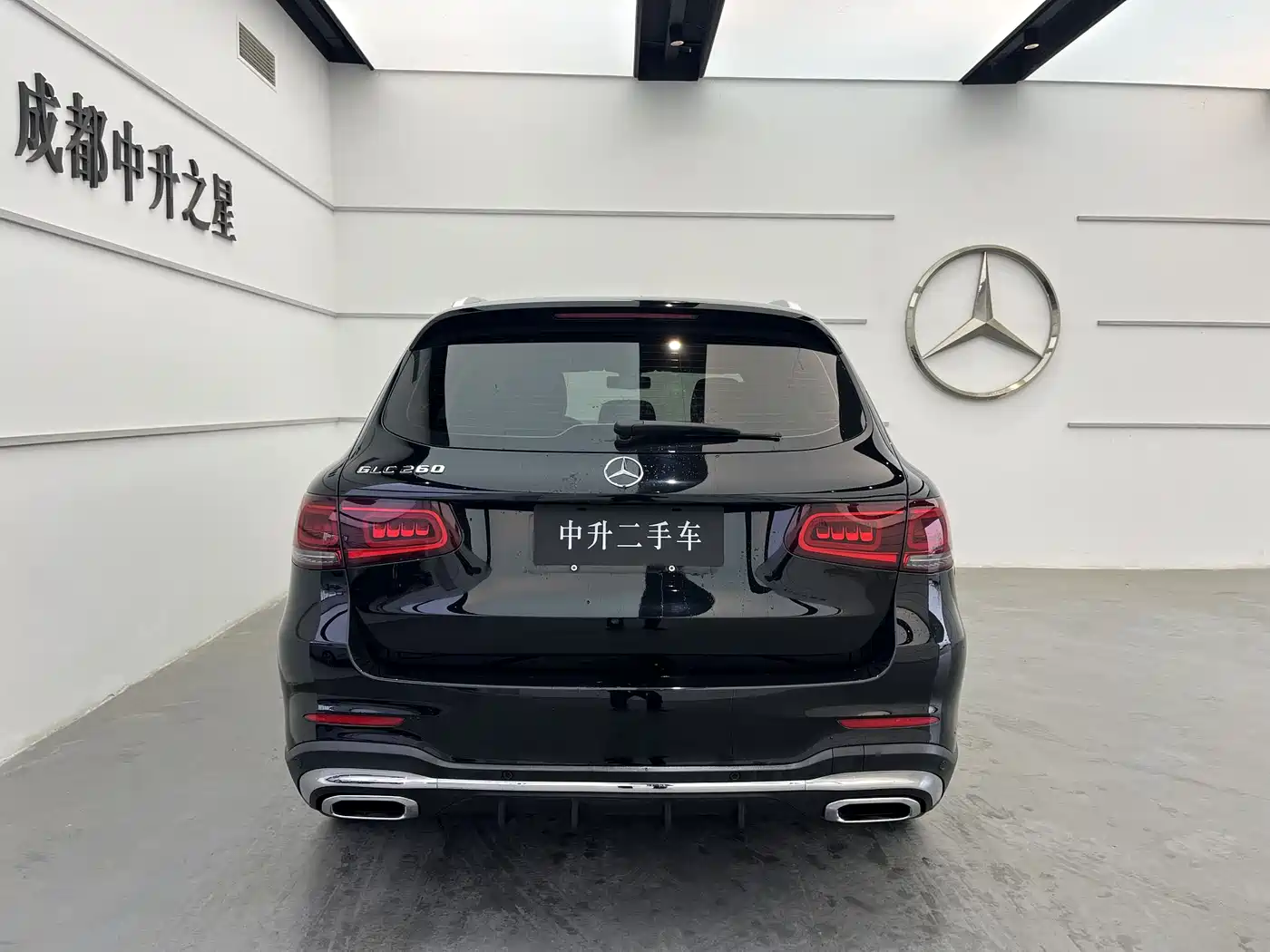 MERCEDES-BENZ GLC