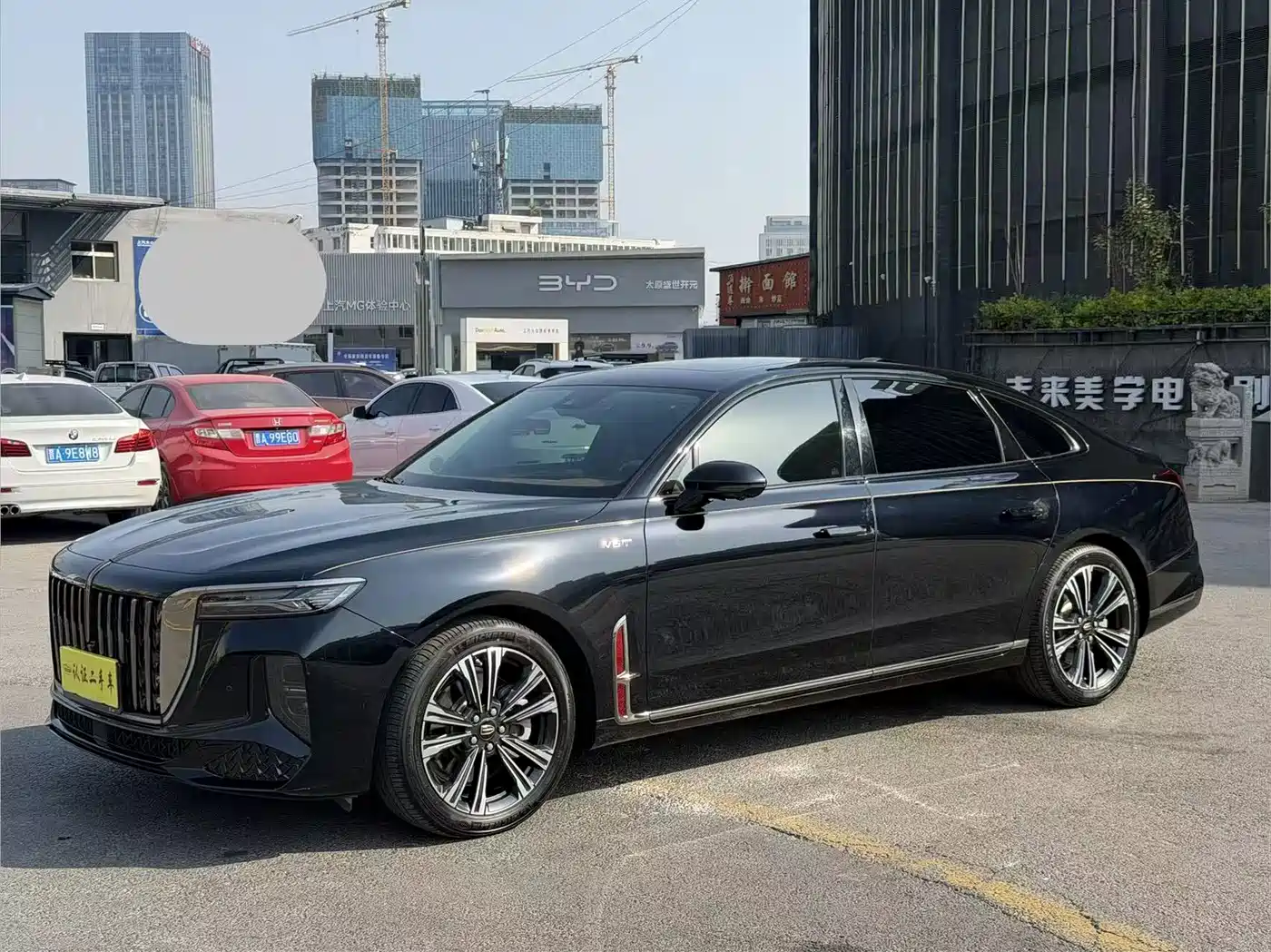 Hongqi H9 2025 2024 2.0T Qi Chang Private Fashion Edition