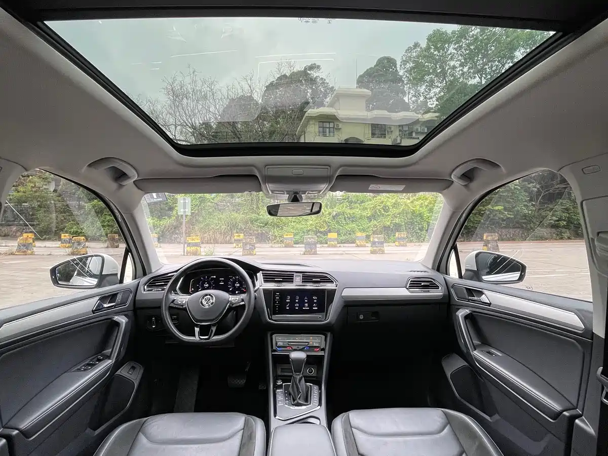 VOLKSWAGEN TIGUAN L NEW ENERGY