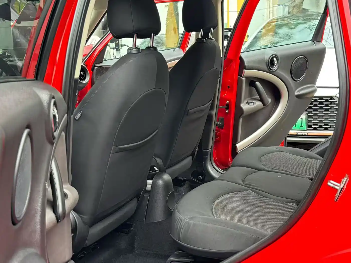 MINI COUNTRYMAN 2013 2011 1.6L ONE
