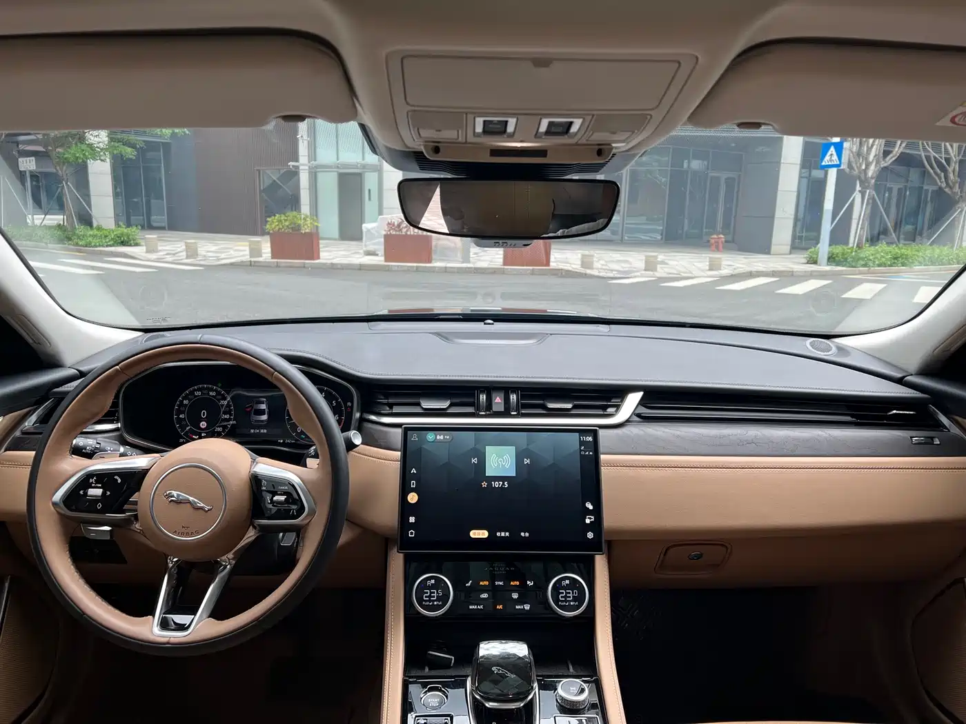 JAGUAR XFL