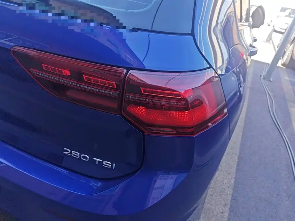 Volkswagen Golf 2021 280TSI DSG R-Line фото 8