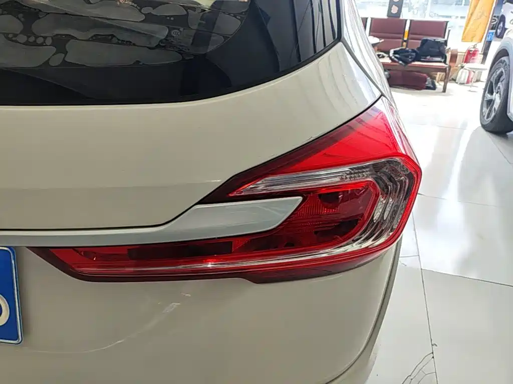 Baojun 310W 2020 2017 1.5L Manual Comfort China VI
