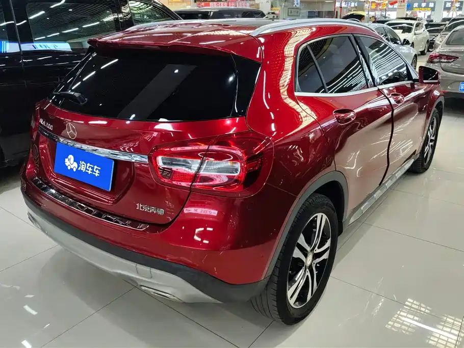 Mercedes-Benz GLA 2016 GLA 200 Dynamic фото 3