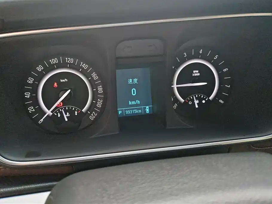 Buick GL8 2018 28T Luxury Model China VI фото 13