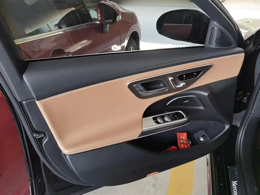 Mercedes-Benz E-Class 2024 E 300 L Fashion фото 7