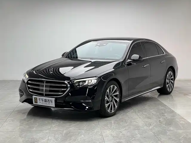 Mercedes-Benz E E 300 L, Люкс