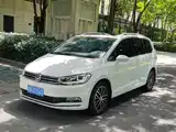Фото 1 - Volkswagen Touran