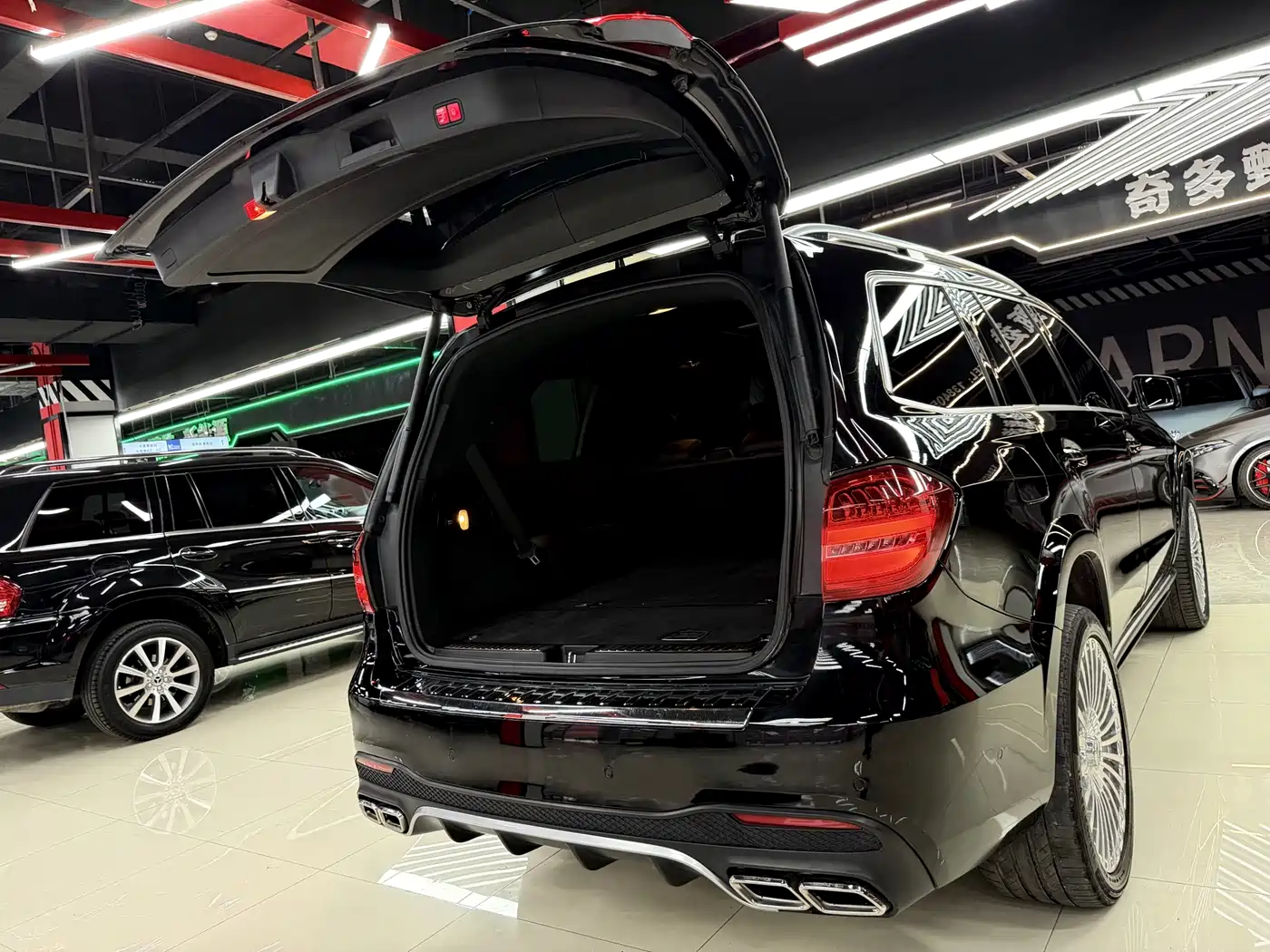 Mercedes-Benz GL-Class 2015 GL 400 4MATIC Luxury фото 27