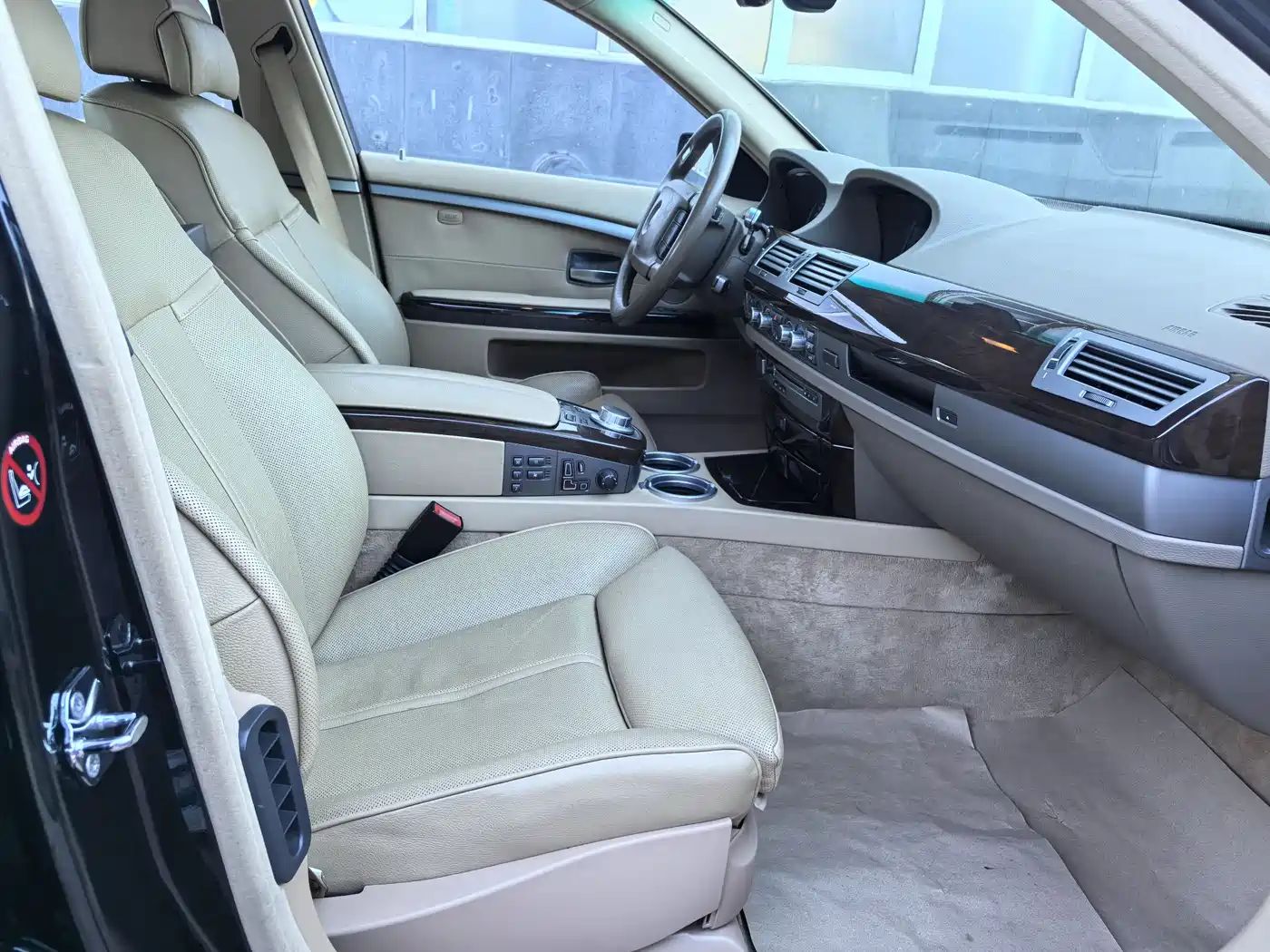 BMW 7 Series 2005 Model 750Li фото 8