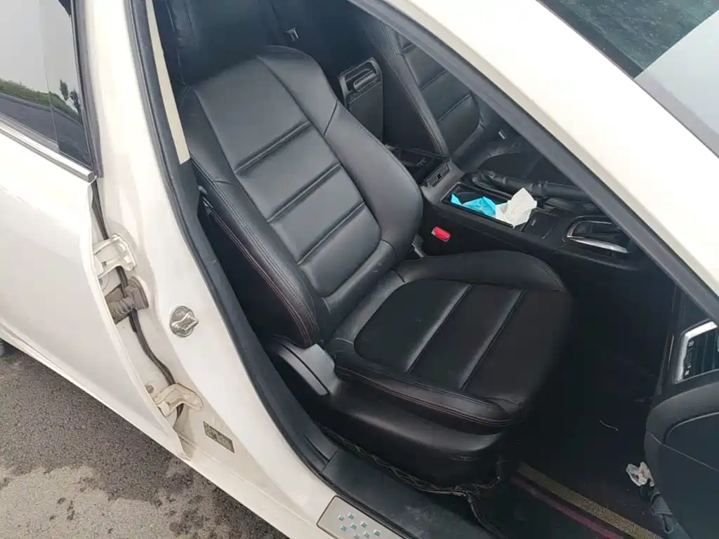 Фото 20 - Mazda Atenza