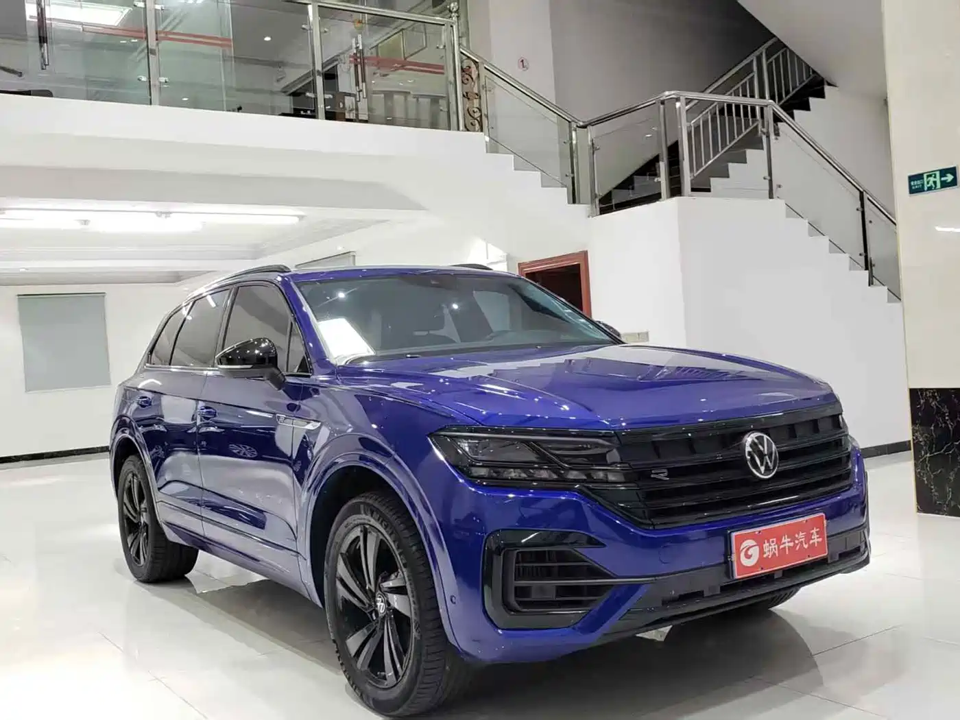 VOLKSWAGEN TOUAREG