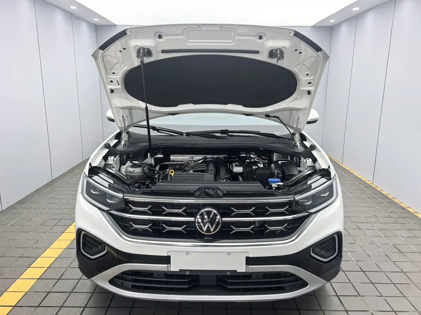 Volkswagen Tayron 2023 280TSI 2WD Luxury Plus Advanced Edition фото 18