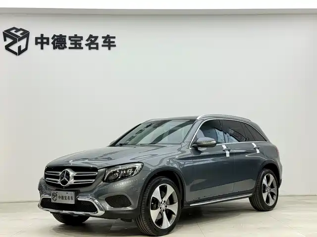 MERCEDES-BENZ GLC
